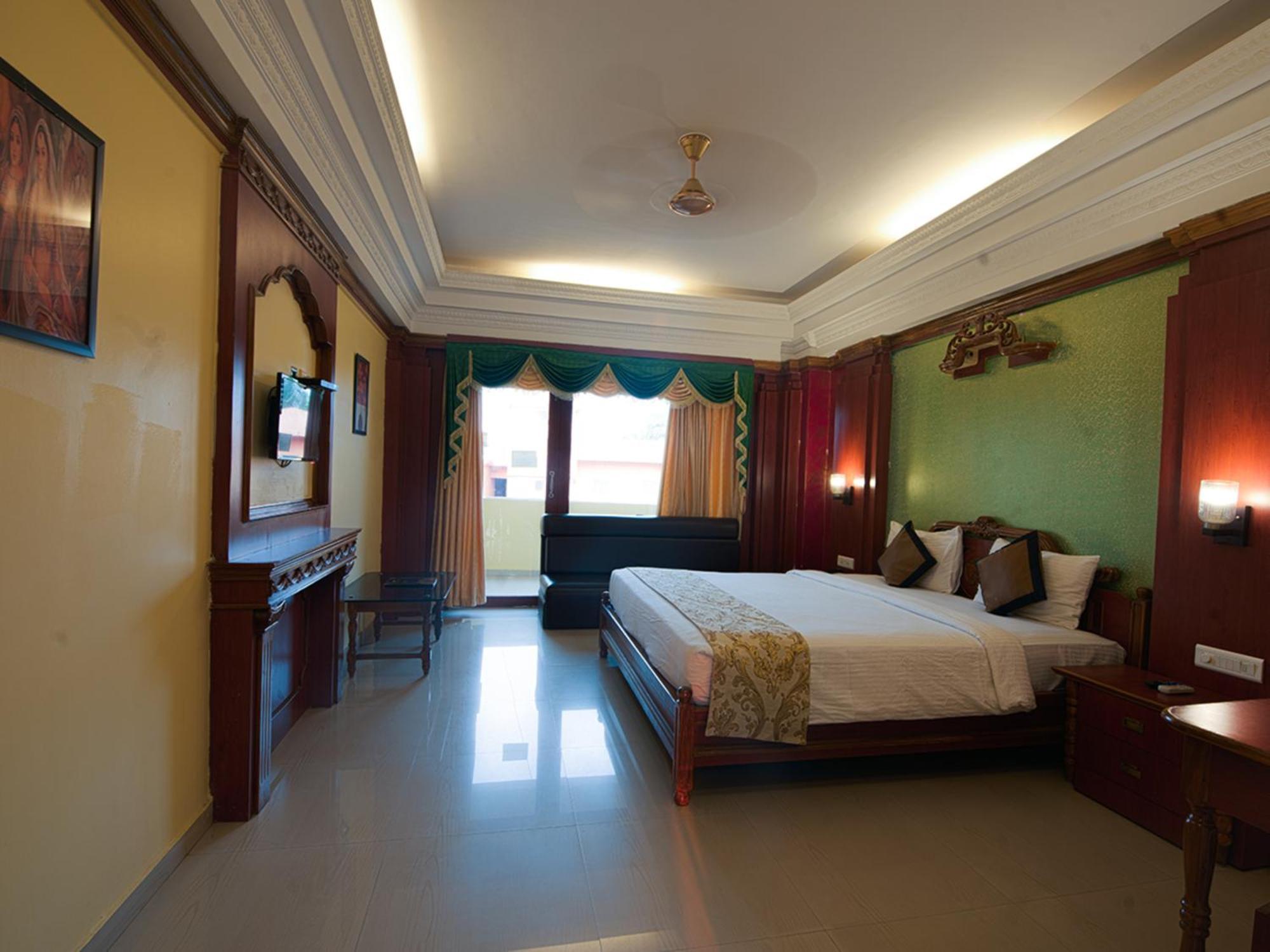 Nrs Royal Palace Puri Exterior foto
